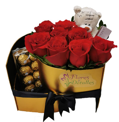 NV04 Box con 12 rosas y Perfume