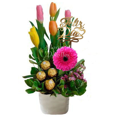 DE05 Arreglo 5 Tulipanes mixtos