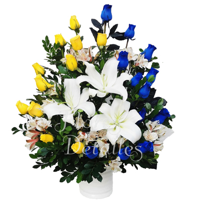 RA16 Arreglo 24 Rosas Azules