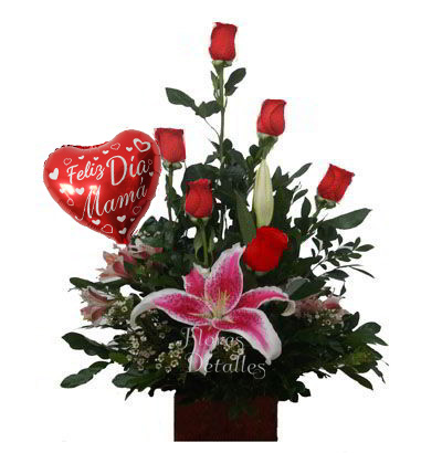 MA2  Arreglo con 6 Rosas Rojas